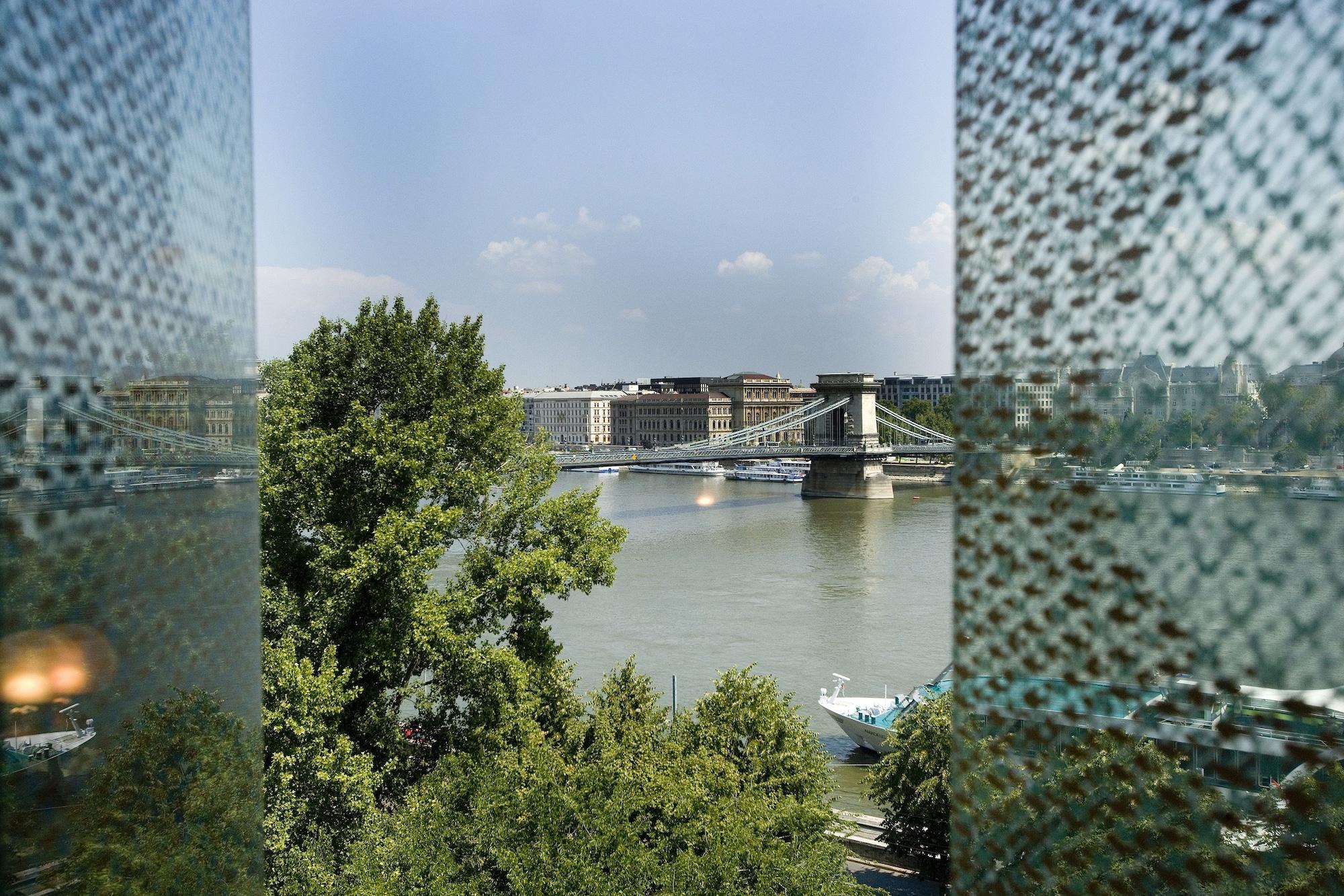 Lanchid 19 Design 4* Budapešť